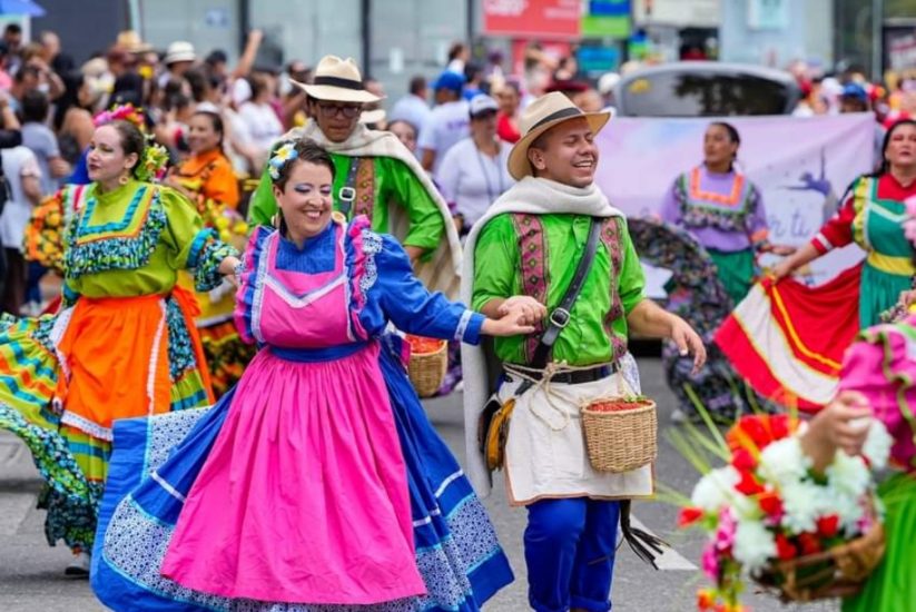La Patria Manizales Comienza La Feria De La Movilidad En Manizales Desde Expoferias La Patria Te Lleva A Conocer Las Ltimas Novedades Del Sector Automotor Con Veh Culos De Alta Tecnolog A Modelos H Bridos Y El Ctricos Innovaciones En Seguridad