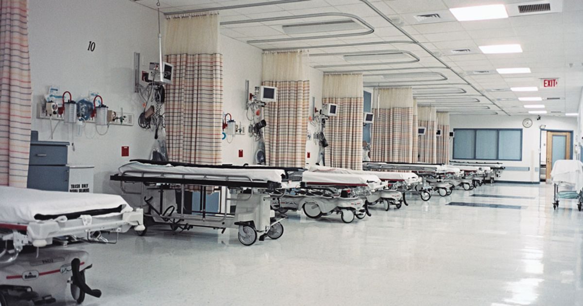 La Uba Organiza Una Noche Solidaria Para Equipar Al Hospital De Cl Nicas Con Tecnolog A Rob Tica