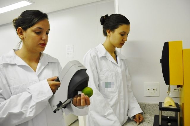 Firmaron convenio de cooperación con la carrera de Tecnología de los Alimentos